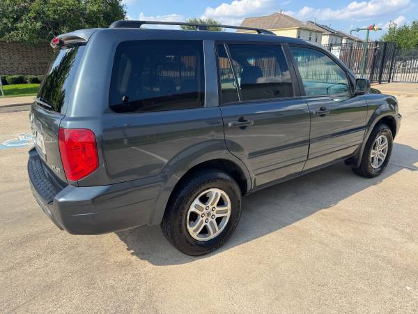 2004 Honda Pilot EX Un solo dueño - $4,500 (Cypress)63622315267841123