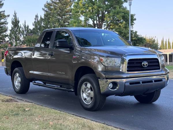 2008 Toyota Tundra Double Cab 4x4 - $22,400 (Antelope)63619305986435122