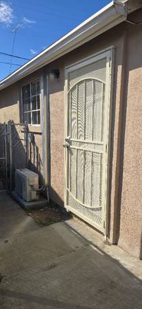 $1700.00 / 1br - 298ft2 - Private Studio Home in Logan Heights64037218822401120