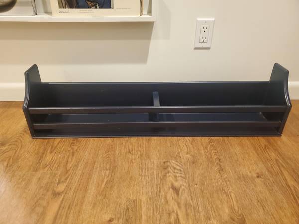 PBK Wall Book Shelf / Cubby 1