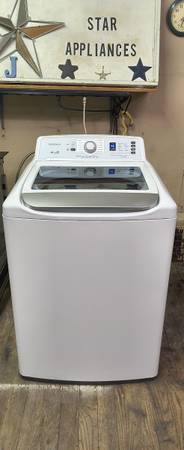 Insignia Elite White TopLoad Washer 1
