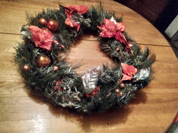 WREATH FOR HOLIDAYS 1