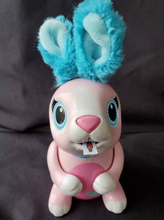 Rabbit Toy Shreddy Bunny Zoomer Hungry Bunnies Shreddy