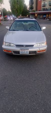 97 honda accord EX  4 puertas - $2,800 (Kent)63623249340291124
