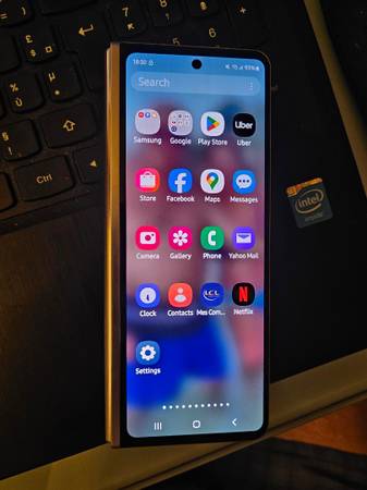 SAMSUNG GALAXY FOLD 3 SILVER   CASH ONLY 1