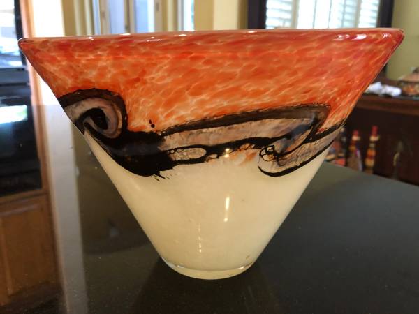 Decorative Vase Pair 1