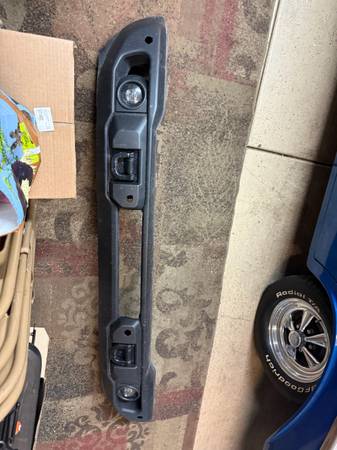 Bronco front bumper 1