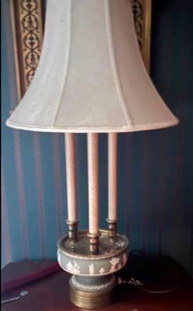Lamp - Wedgwood 1