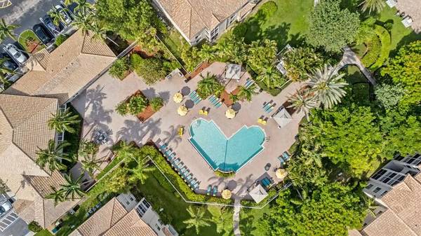 $1,250 / 1br - Roommate wanted for sept 1st 2025 (sunrise)63379589918977123