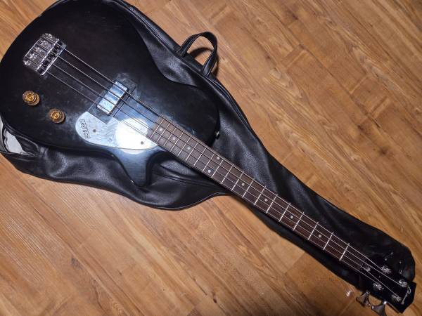 Gretch Electromatic Junior Jet Bass 1