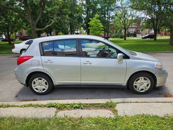 2010 Nissan Versa - $1,600 (Belmont Gardens)63618699425155124