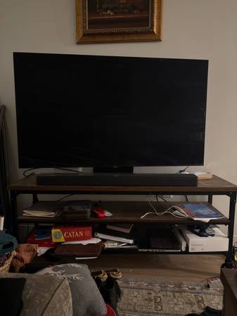 Samsung Q99 Smart Tv 1