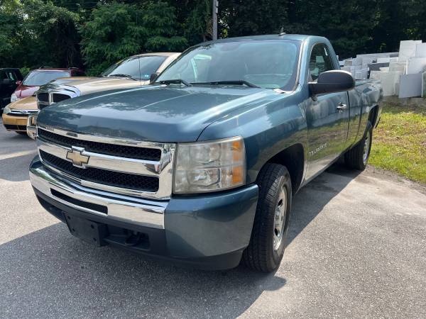 2009 Chevy Silverado 1500 4x4 1 dueño 92,000 millas - $5,500 (Mass / línea NH)63618113593473121