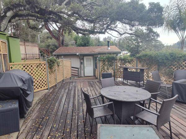 $1,350 Basketball Court, On-Site Laundry Facilities, Dog Park (8710 Prunedale North Rd, Salinas, CA)64009502370305122