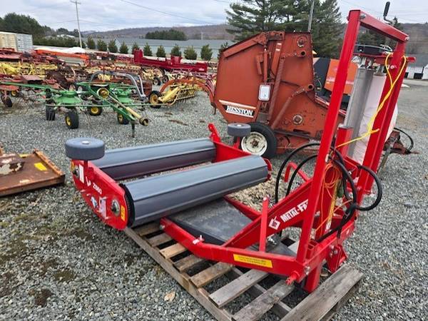 ROUND BALE WRAPPER 1