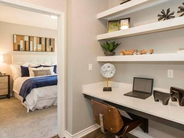 $1.750 / 2 habitaciones - 1144 pies² - Servicio de recogida de basura con valet 5 noches a la semana, acogedoras chimeneas de gas (norte de Colorado Springs)63470216314499121