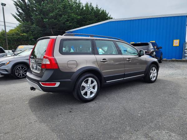 2009 Volvo XC70 3.2 - $6.995 (Seattle)63441712628355124