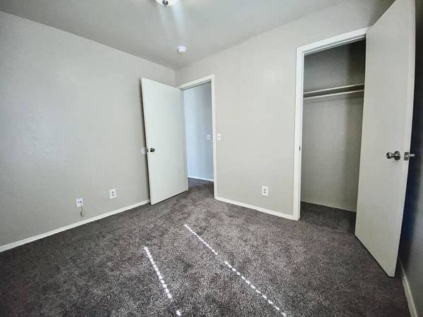 $859 / 1br - 630ft2 - 1,2 bedrooms Ready for move in today!! No app fee special!! (Tulsa)63981971755267121