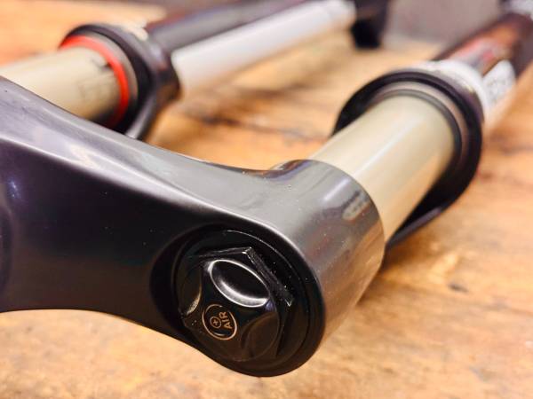 RockShox Reba RL 90 horquilla de suspensión, 29er, excelente - $19563437980215681124