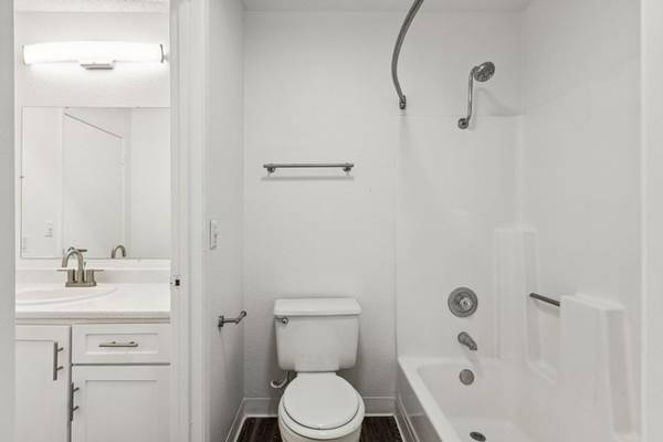$2,515 / 2br - 955ft2 - 1 Mes GRATIS en apartamento renovado: ¡Diseño moderno y excelentes comodidades! (fairfield / vacaville)63686067771521123