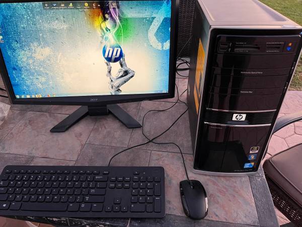 HP Pavillion HPE-130f Desktop Computer Windows 7 Home Premium 1