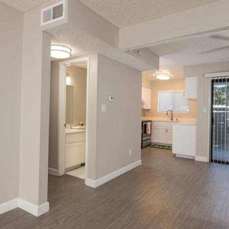 $1,460 / 1 dormitorio - 691 pies cuadrados - Microondas, encimeras de cuarzo, lavadora/secadora, electrodomésticos de acero inoxidable (Greenhaven/Bolsillo)63844736421889121