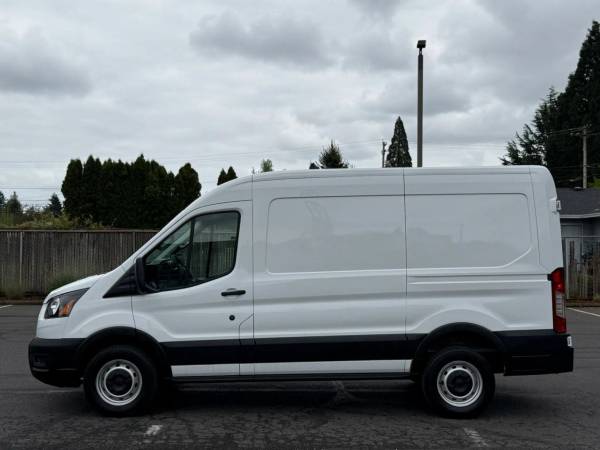 2022 Ford Transit 350 - Photo 2