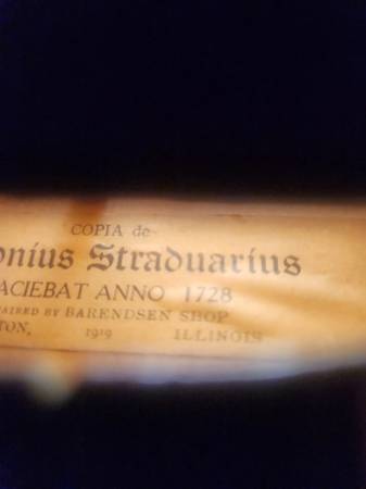 Old violin fair condition 1