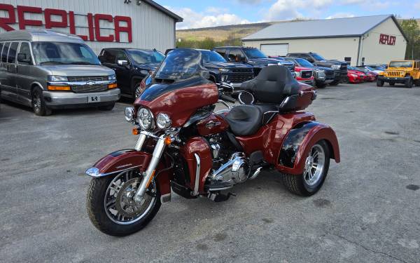 2024 Harley Davidson Tri Glide Ultra (394) 1