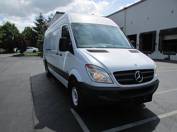 2011 MERCEDES-BENZ SPRINTER 2500 WORK VAN - $7995.0063623443852931120