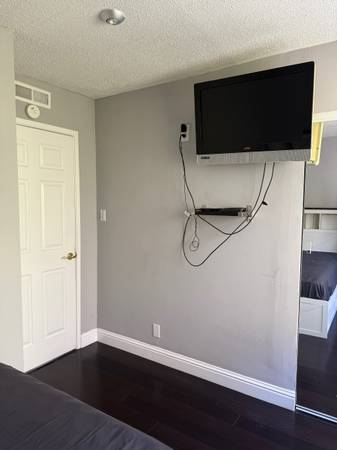 $1,495 Cozy room furnished for rent month to month in elcerrito hills (albany / el cerrito)63622983161731123