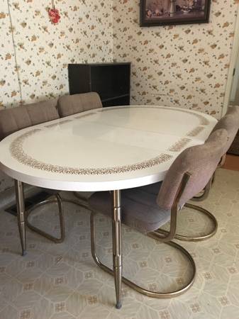 Vintage Collapsable Dinning set 1