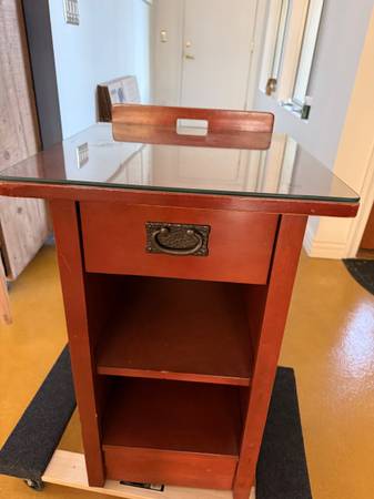 Craftsman style end table 1