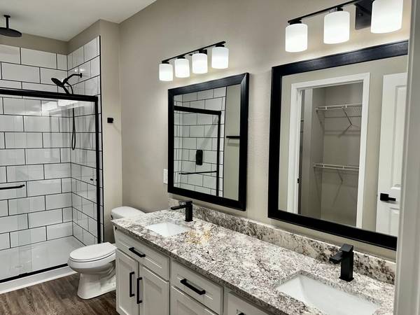 $1,643 / 2br - 1373ft2 - 🔑 Luxury 2BR/2BA Apartment w/ Garage (Lafayette)63857517211393121