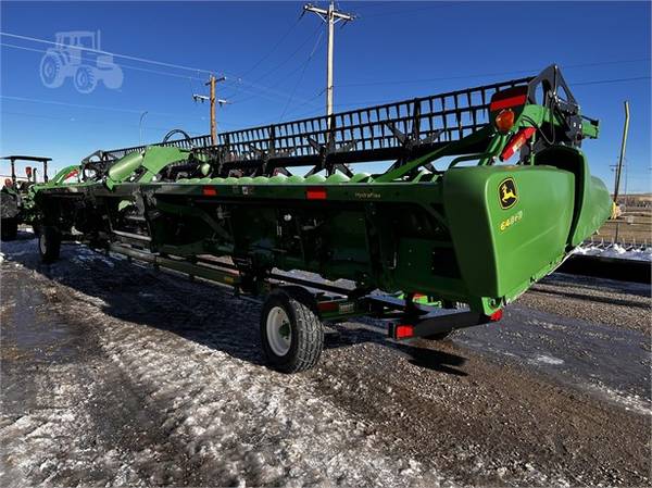2017 John Deere 640FD Flex Draper Header 1