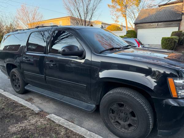 2012 Chevy suburban lt 1500 - $15,000 (Bayside)63497374382595122