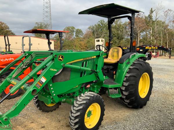 John Deere 4052M - 4x4 con cargador - $29,900 (Vincent)63440320220801120