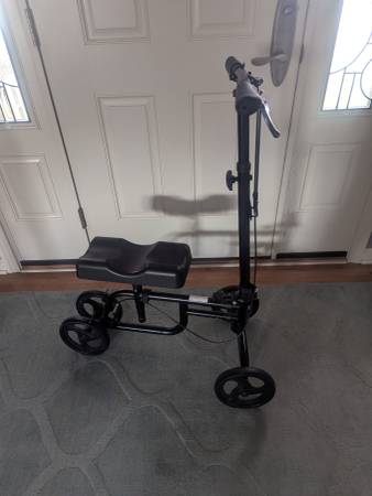 Rehab knee scooter Medical 1