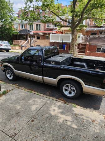 Camioneta Datsun S10 de 1999 - $2,00063654710513537123