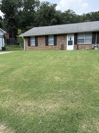 $1,100 / 3br - 1035ft2 - 3 BR, 1 y 1/2 Baños Duplex (1715 Stanford) (Columbia)63845292458241120