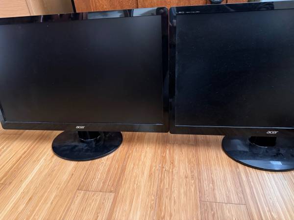 Two matching Acer 22” monitors 1