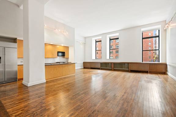 RENOVATE TIME! First time in 25 Yrs, Make this your DREAM LOFT 1