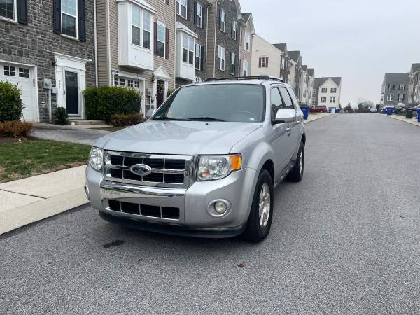 2012 Ford Escape Limited 1