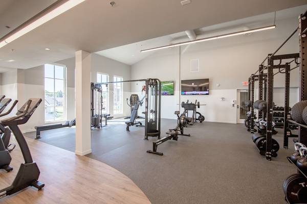 $1,415 / 1br - 649ft2 - In Bismarck, 1 Bed, Community Patio (2903 Kamrose Dr, Bismarck, ND)64048420663043124