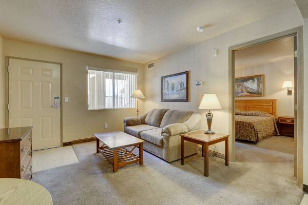 $349 / 2br - 450ft2 - BEST PRICES IN TOWN (4555 LAS VEGAS BLVD N, LAS VEGAS, NV)63859501935873121