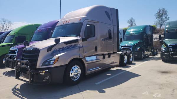 SEMI TRUCK FOR SALE !!!! - $49,000 (Houston)63622483523843121