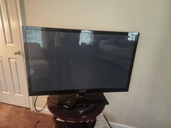 Flat Screen TV 1