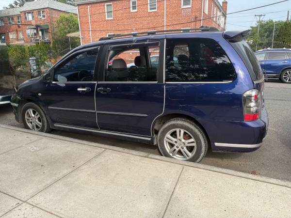 Minivan Mazda MPV LX 2007 - $1.995 (Flushing)63654721888003122