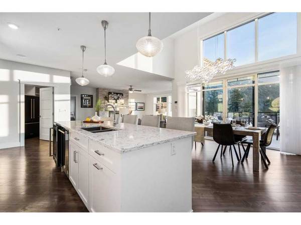 "THE" PENTHOUSE @ The Boardwalk. THE most desirable. THE largest. 1