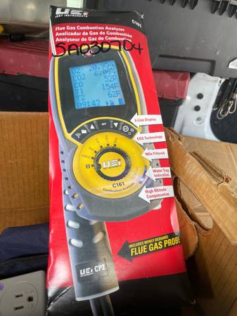 UEI 161 FLUE GAS DETECTOR 1